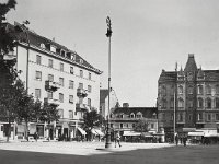 Trg Ladislava Pejačevića (hrvatskog bana 1880-1883), razglednica oko 1930. godine